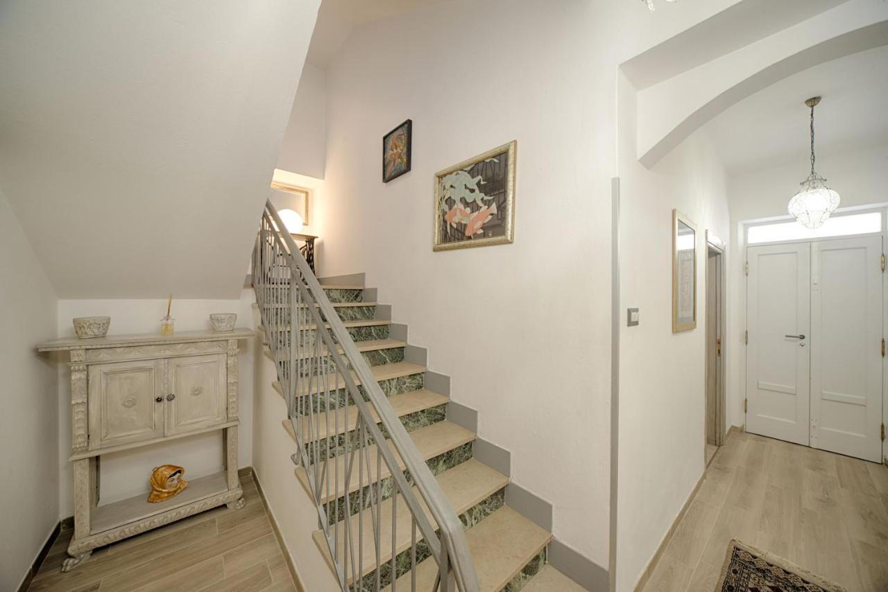 Cozy Guest House Downtown Olbia Ngoại thất bức ảnh