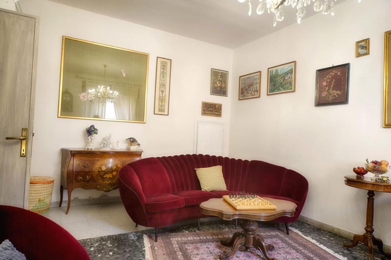 Cozy Guest House Downtown Olbia Ngoại thất bức ảnh