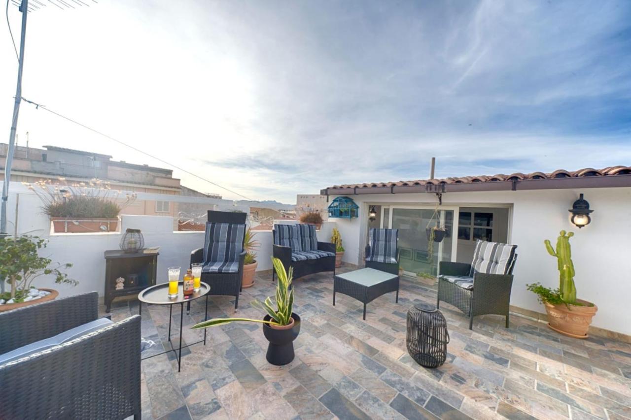 Cozy Guest House Downtown Olbia Ngoại thất bức ảnh
