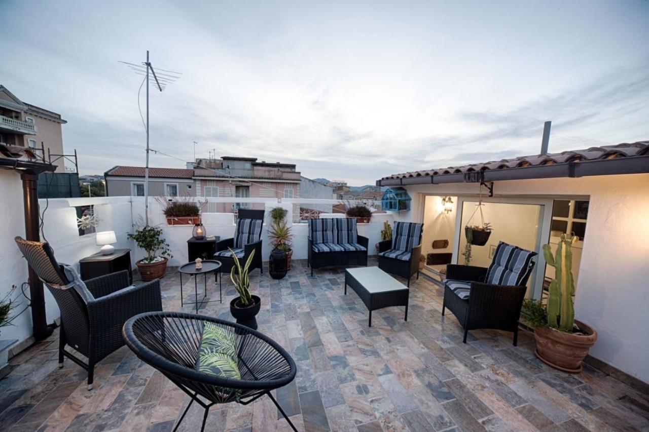 Cozy Guest House Downtown Olbia Ngoại thất bức ảnh