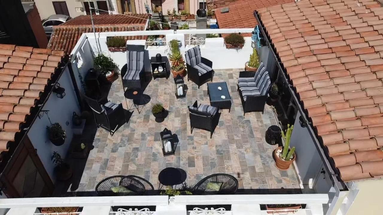 Cozy Guest House Downtown Olbia Ngoại thất bức ảnh