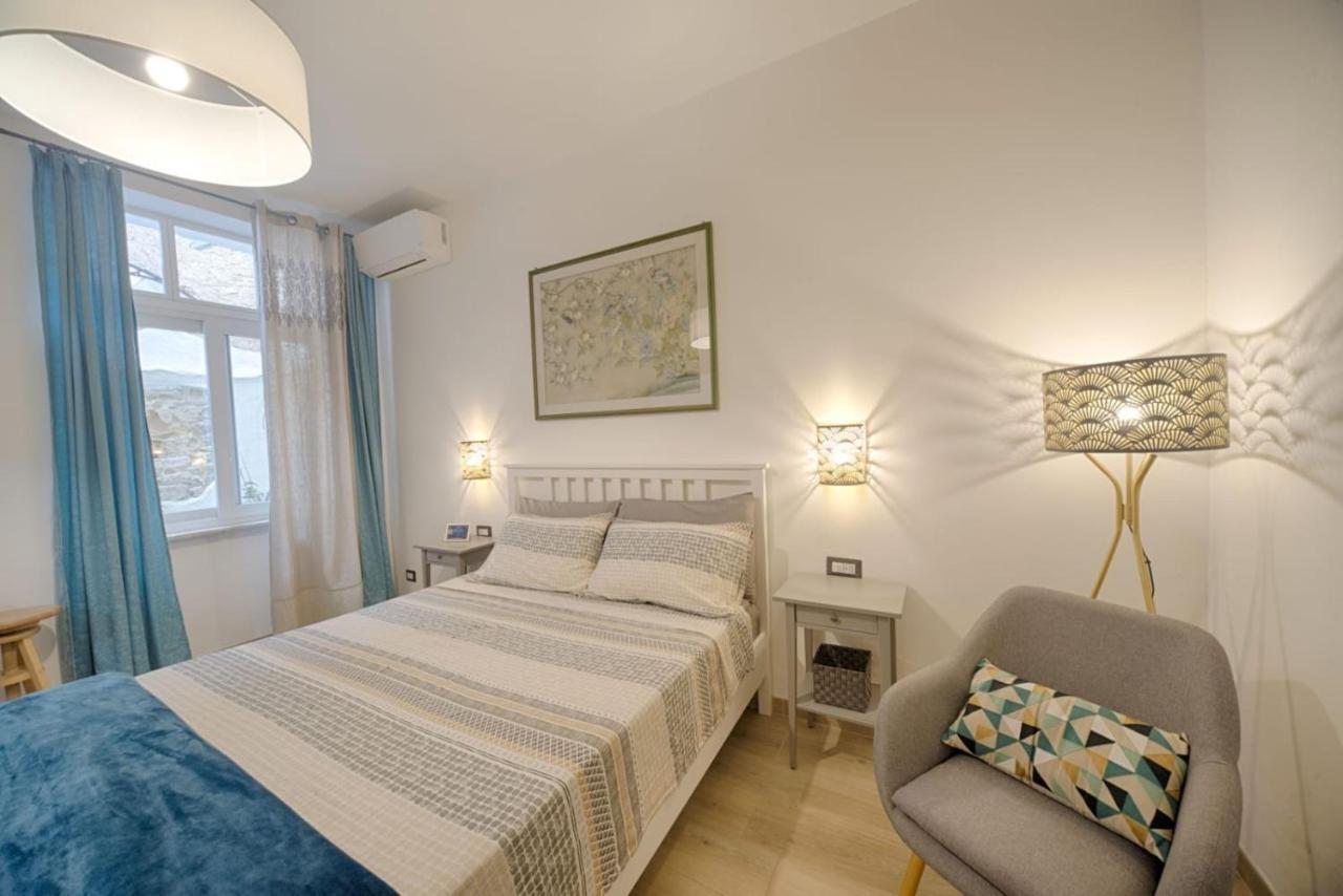 Cozy Guest House Downtown Olbia Ngoại thất bức ảnh