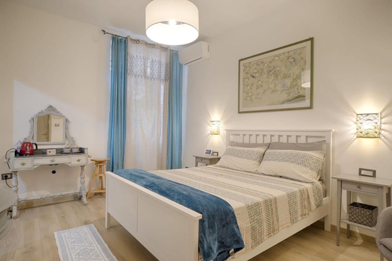 Cozy Guest House Downtown Olbia Ngoại thất bức ảnh