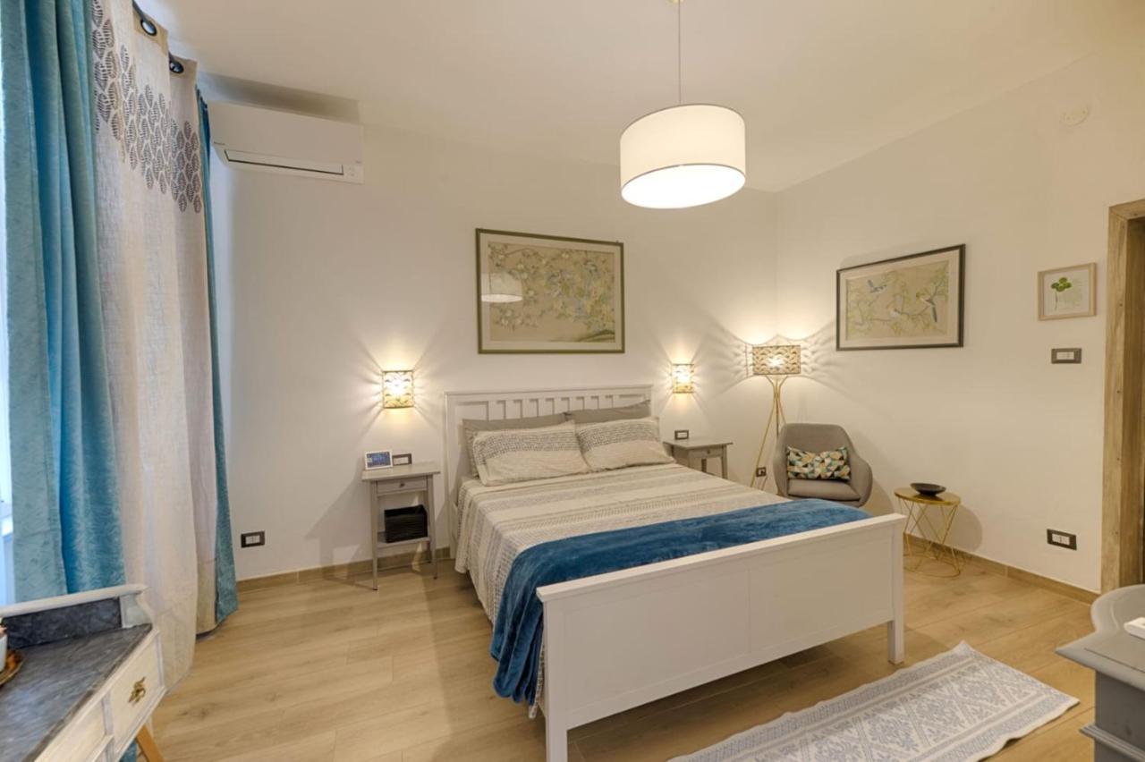 Cozy Guest House Downtown Olbia Ngoại thất bức ảnh