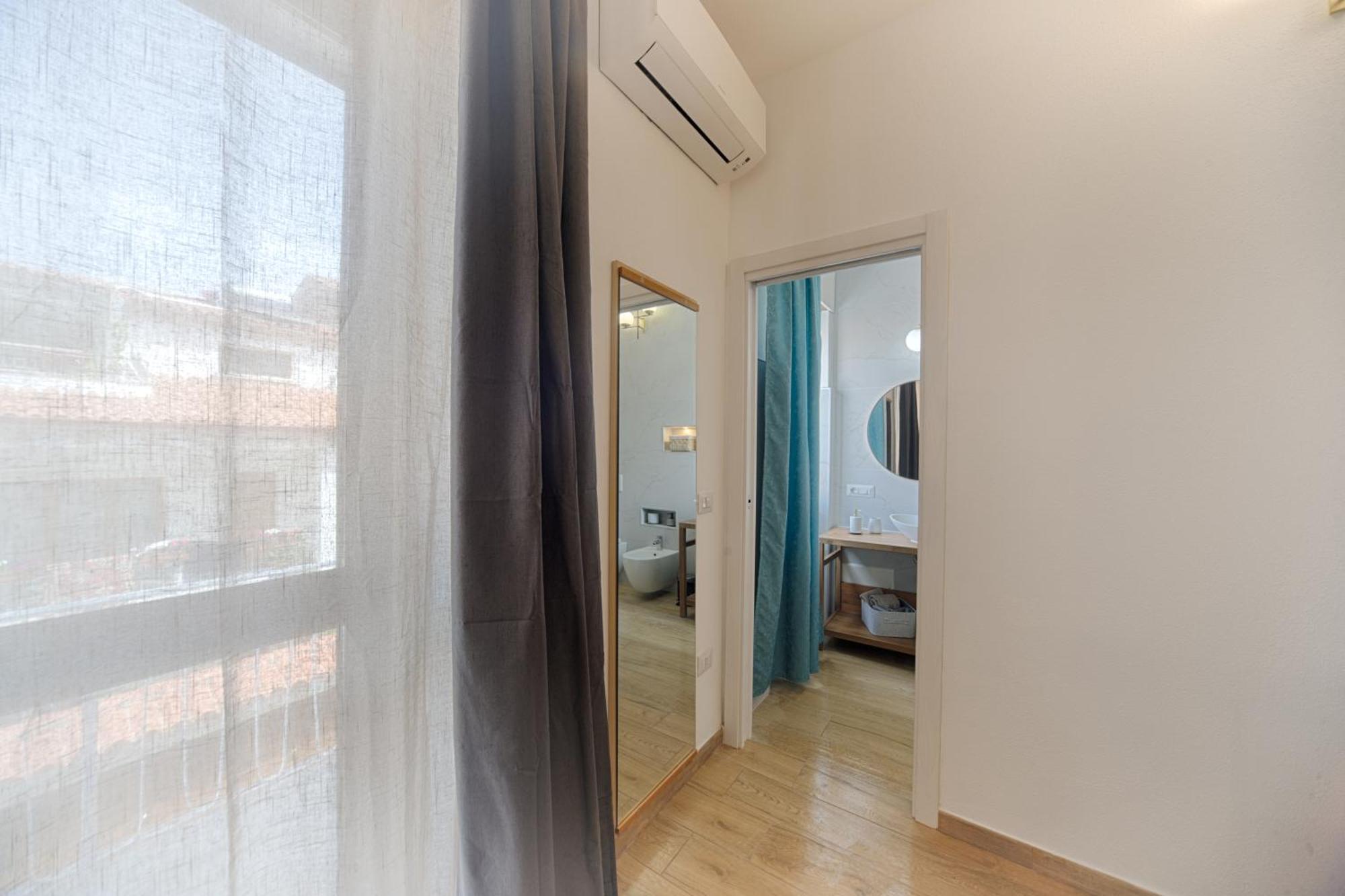 Cozy Guest House Downtown Olbia Ngoại thất bức ảnh