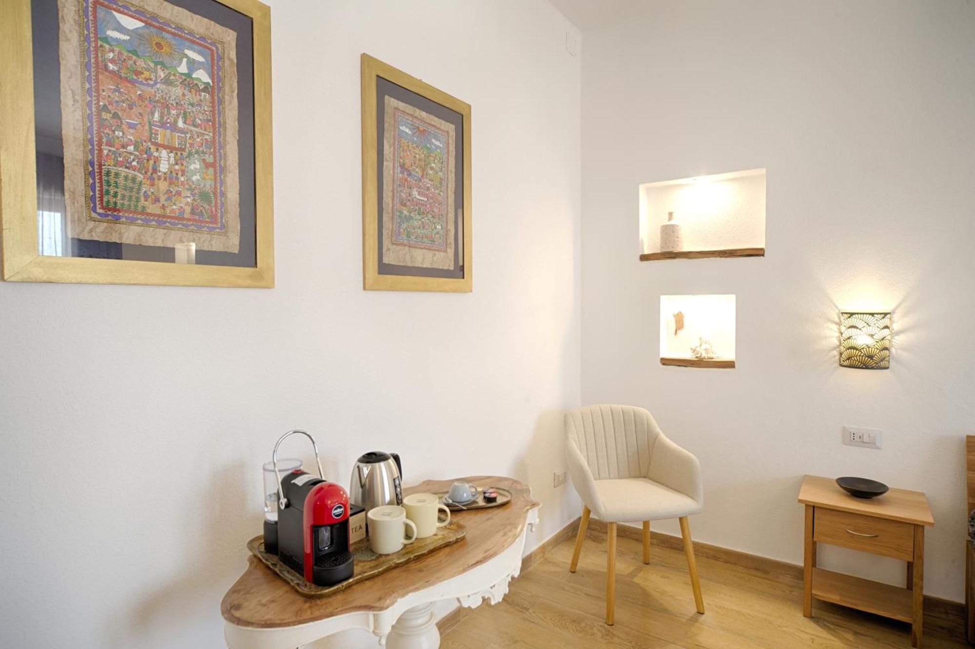 Cozy Guest House Downtown Olbia Ngoại thất bức ảnh