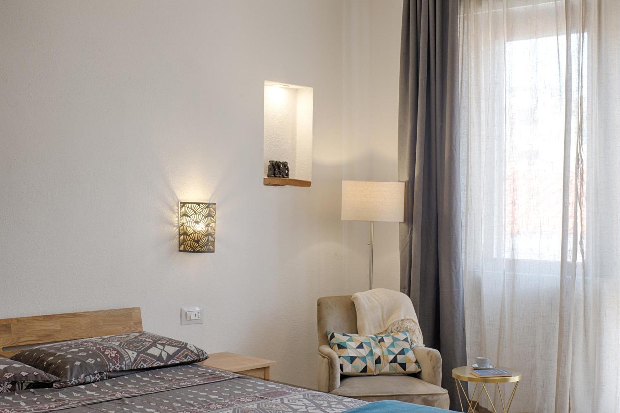Cozy Guest House Downtown Olbia Ngoại thất bức ảnh